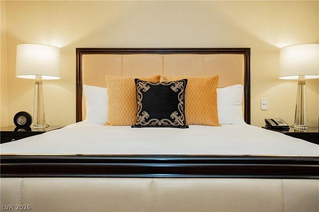 2000 Fashion Show Drive 3000, Las Vegas, NV 89109