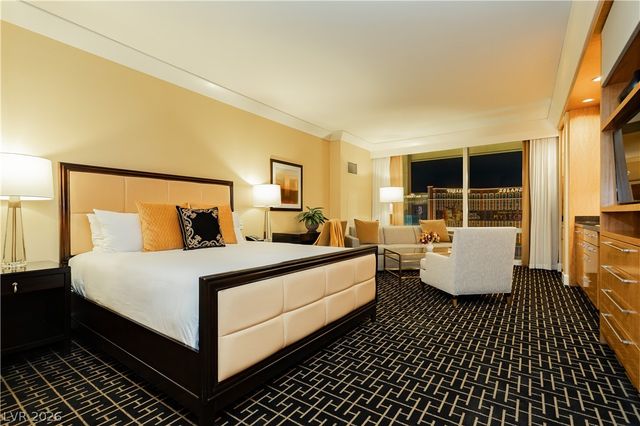 2000 Fashion Show Drive 3000, Las Vegas, NV 89109