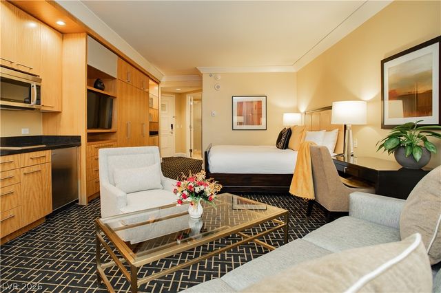 2000 Fashion Show Drive 3000, Las Vegas, NV 89109