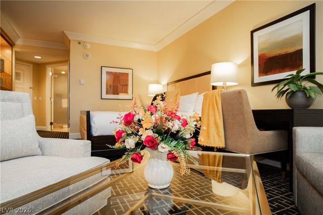 2000 Fashion Show Drive 3000, Las Vegas, NV 89109