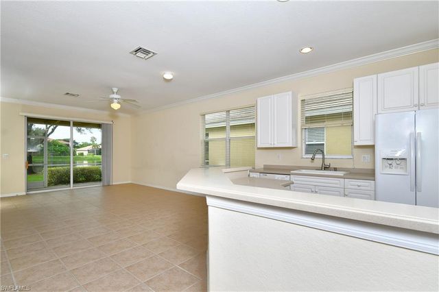 4725 Fairloop RUN, Lehigh Acres, FL 33973