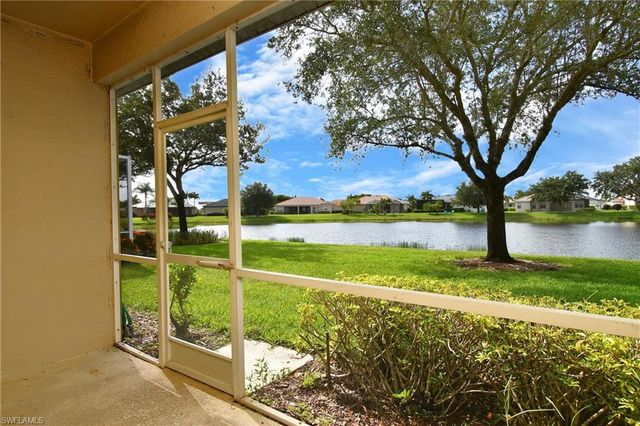 4725 Fairloop RUN, Lehigh Acres, FL 33973