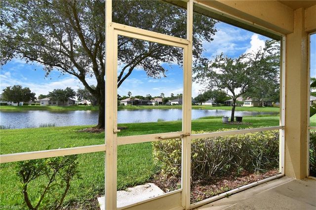 4725 Fairloop RUN, Lehigh Acres, FL 33973