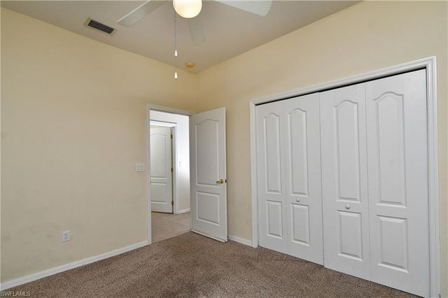 4725 Fairloop RUN, Lehigh Acres, FL 33973