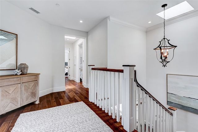 3311 Elm Avenue, Manhattan Beach, CA 90266