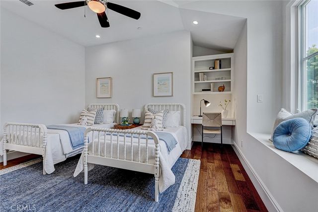3311 Elm Avenue, Manhattan Beach, CA 90266