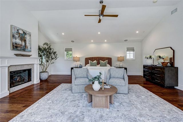 3311 Elm Avenue, Manhattan Beach, CA 90266