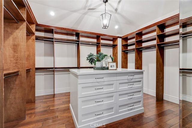 3311 Elm Avenue, Manhattan Beach, CA 90266