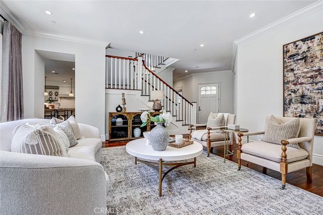 3311 Elm Avenue, Manhattan Beach, CA 90266