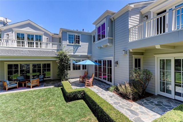 3311 Elm Avenue, Manhattan Beach, CA 90266