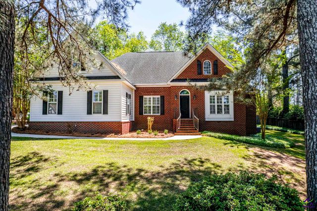 10 Willow Lake Drive, Warner Robins, GA 31093