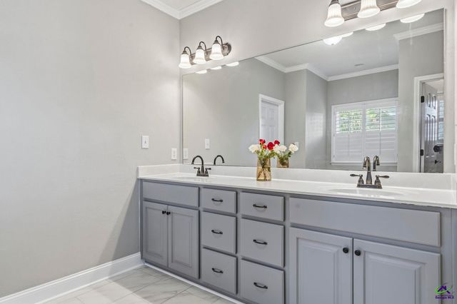 10 Willow Lake Drive, Warner Robins, GA 31093