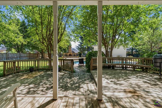 10 Willow Lake Drive, Warner Robins, GA 31093