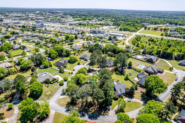 10 Willow Lake Drive, Warner Robins, GA 31093