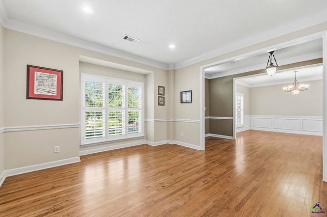 10 Willow Lake Drive, Warner Robins, GA 31093