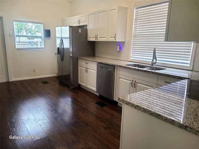 2220 E 17TH AVENUE, Tampa, FL 33605