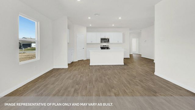 321 YELLOWSTONE DR, Kyle, TX 78640