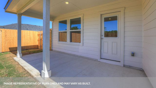 321 YELLOWSTONE DR, Kyle, TX 78640