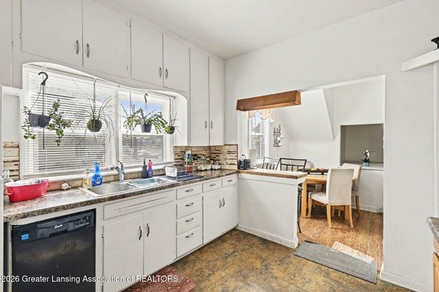 514 N Walnut Street, Lansing, MI 48933