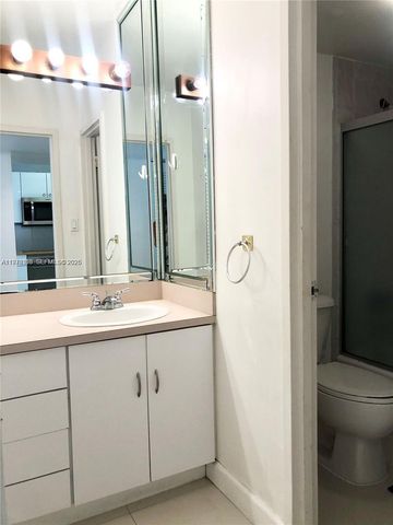 100 Lincoln Rd 524, Miami Beach, FL 33139