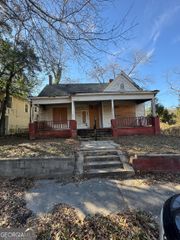 1159 Huguenin Avenue, Macon, GA 31204