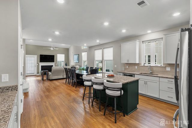 118 Starlight Drive, Monroe, NJ 08831