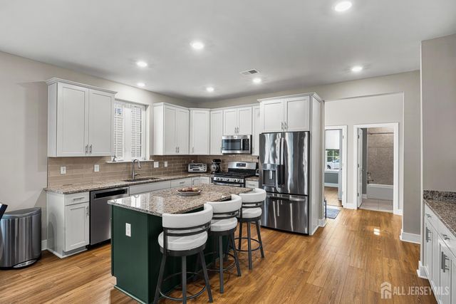 118 Starlight Drive, Monroe, NJ 08831