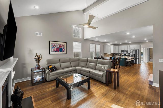 118 Starlight Drive, Monroe, NJ 08831