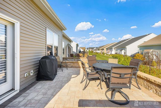 118 Starlight Drive, Monroe, NJ 08831