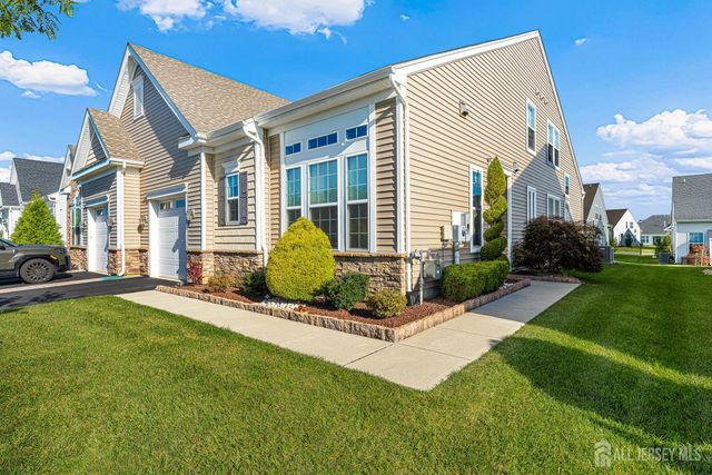 118 Starlight Drive, Monroe, NJ 08831