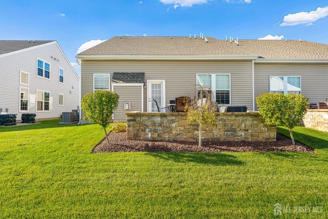 118 Starlight Drive, Monroe, NJ 08831