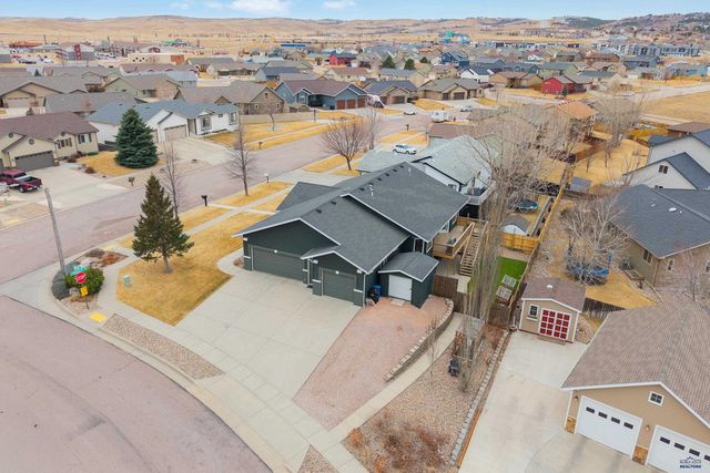 422 E ENCHANTED PINES DR, Rapid City, SD 57701