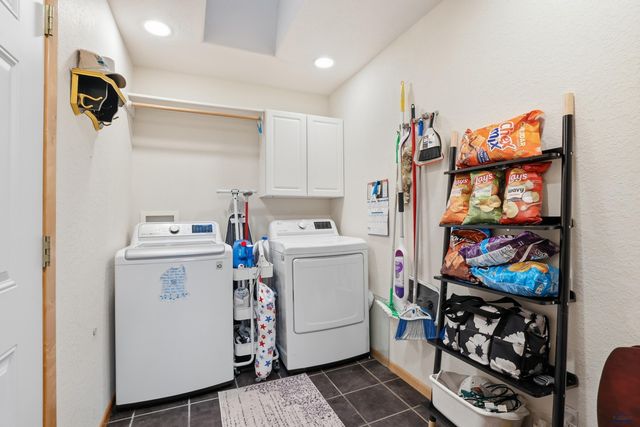 422 E ENCHANTED PINES DR, Rapid City, SD 57701