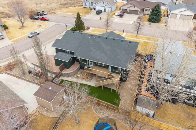 422 E ENCHANTED PINES DR, Rapid City, SD 57701