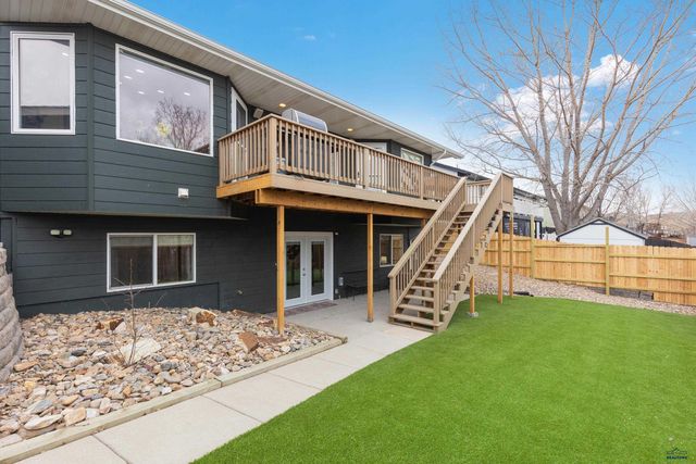 422 E ENCHANTED PINES DR, Rapid City, SD 57701