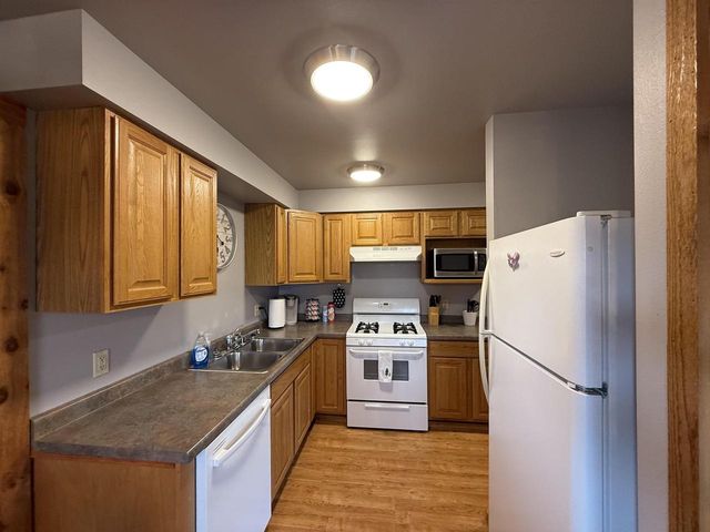 475 Overlook Court, Warrens, WI 54666