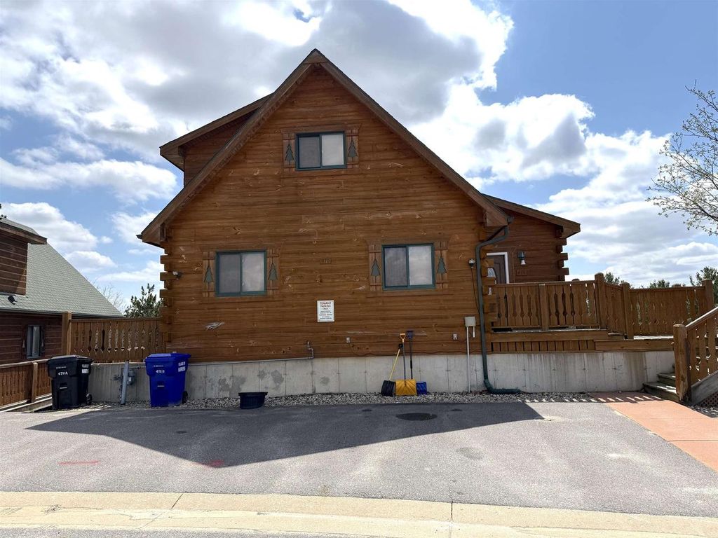 475 Overlook Court, Warrens, WI 54666