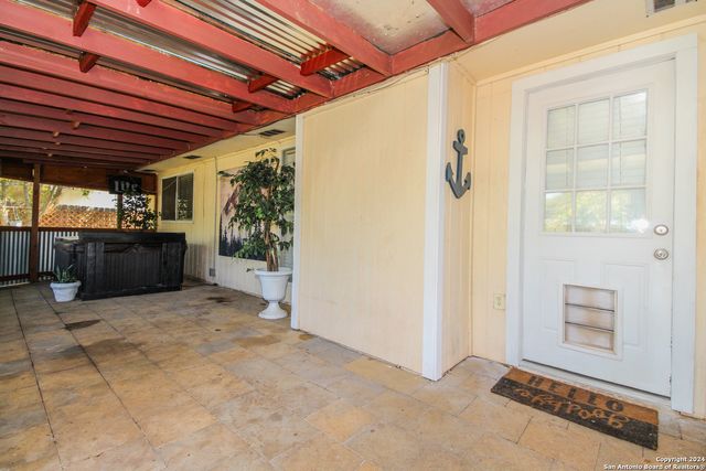 9219 Valley Dale, San Antonio, TX 78250