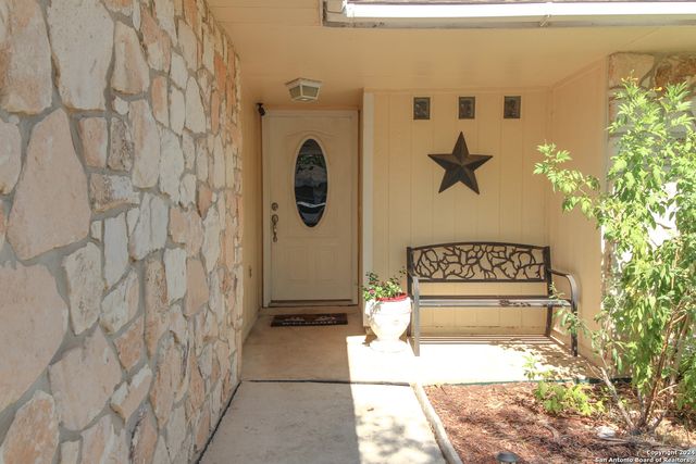 9219 Valley Dale, San Antonio, TX 78250