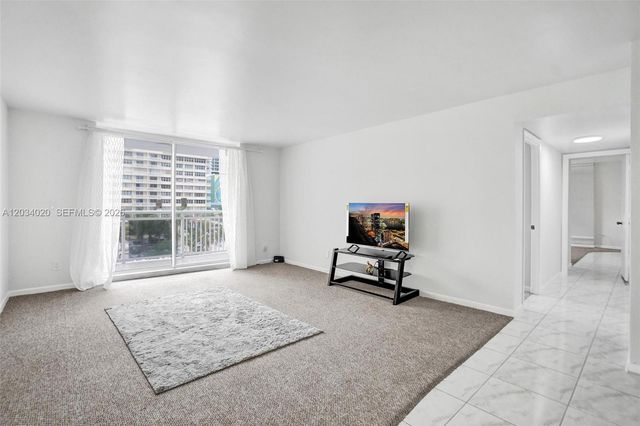 1849 S Ocean Drive 407, Hallandale Beach, FL 33009