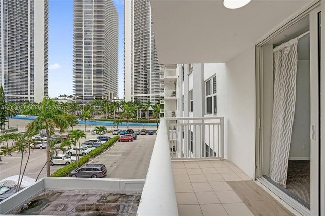 1849 S Ocean Drive 407, Hallandale Beach, FL 33009