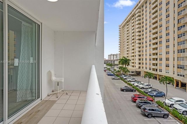 1849 S Ocean Drive 407, Hallandale Beach, FL 33009