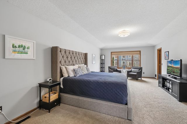 16332 Mayfield Drive, Eden Prairie, MN 55347