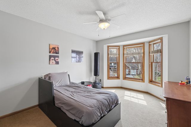 16332 Mayfield Drive, Eden Prairie, MN 55347