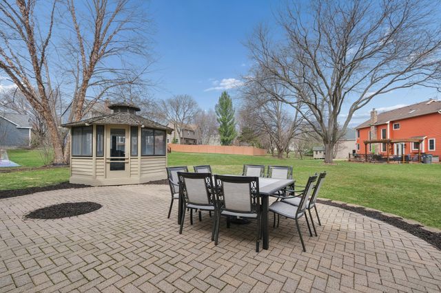 16332 Mayfield Drive, Eden Prairie, MN 55347