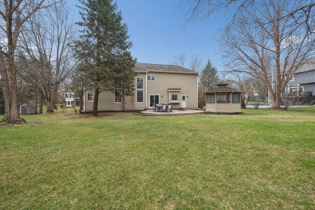16332 Mayfield Drive, Eden Prairie, MN 55347
