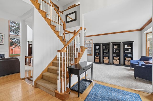 16332 Mayfield Drive, Eden Prairie, MN 55347