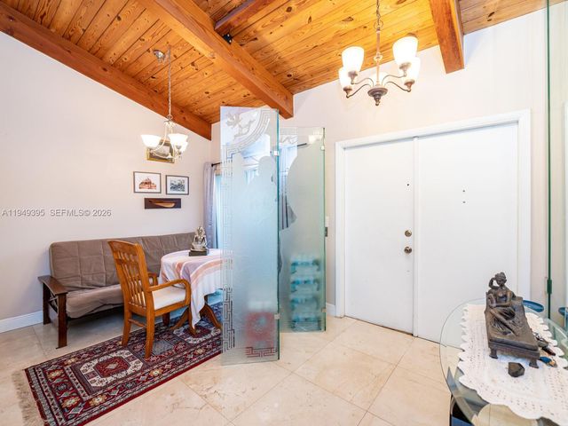 429 Leslie Dr 429, Hallandale Beach, FL 33009