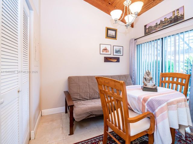 429 Leslie Dr 429, Hallandale Beach, FL 33009