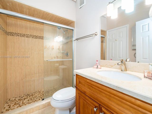 429 Leslie Dr 429, Hallandale Beach, FL 33009